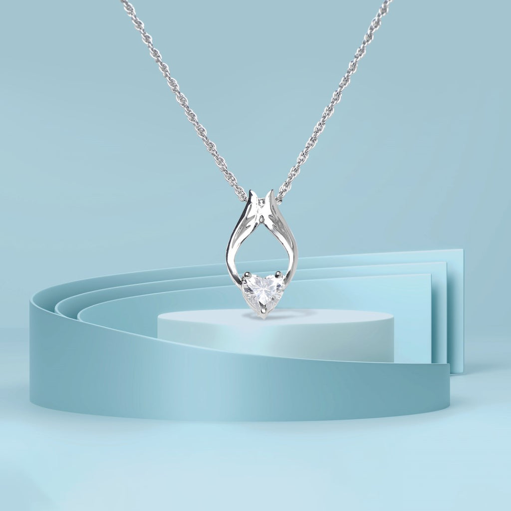Radiate Elegance: OLLUU Silver Heart Diamond Necklace | Adjustable Rope Chain