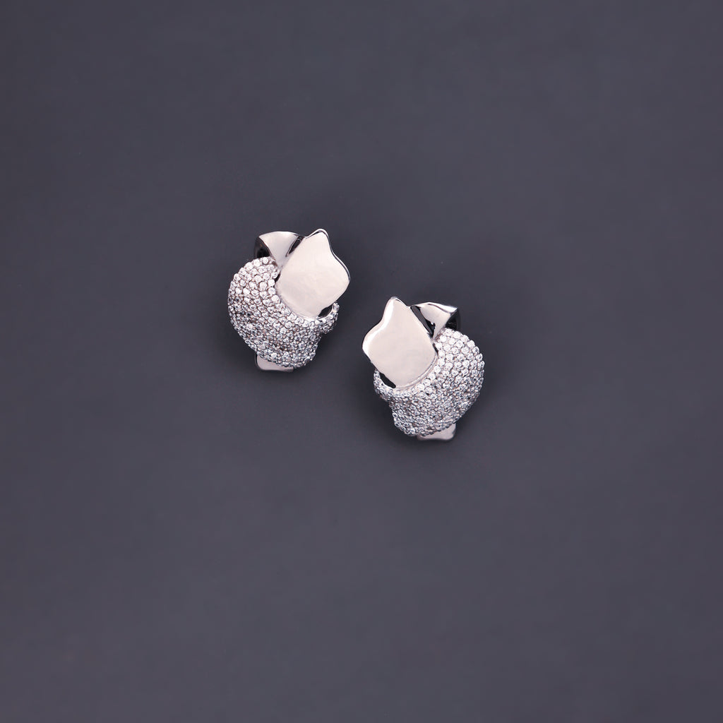 OLLUU Silver Diamond Unique Diamond Earrings For Trendy Look