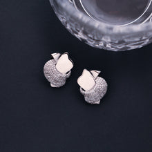 Load image into Gallery viewer, OLLUU Silver Diamond Unique Diamond Earrings For Trendy Look