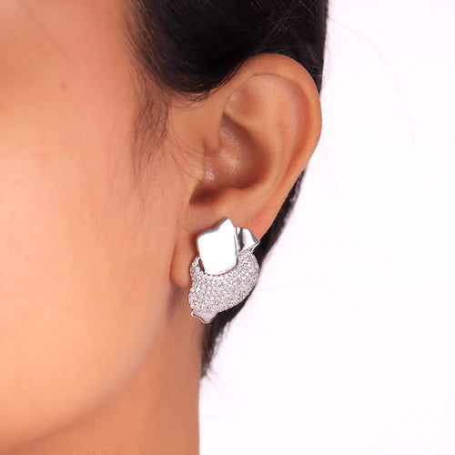 OLLUU Silver Diamond Unique Diamond Earrings For Trendy Look