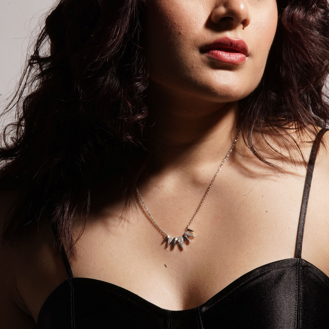 OLLUU Silver Unique Shape Diamond Necklace