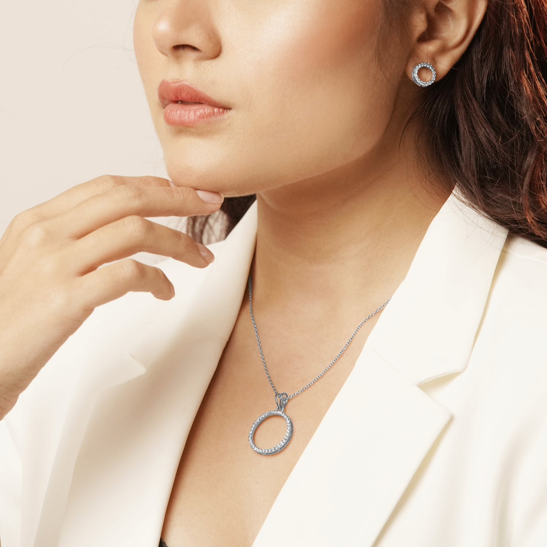 OLLUU Silver Crystal Circle Diamonds Necklace Set