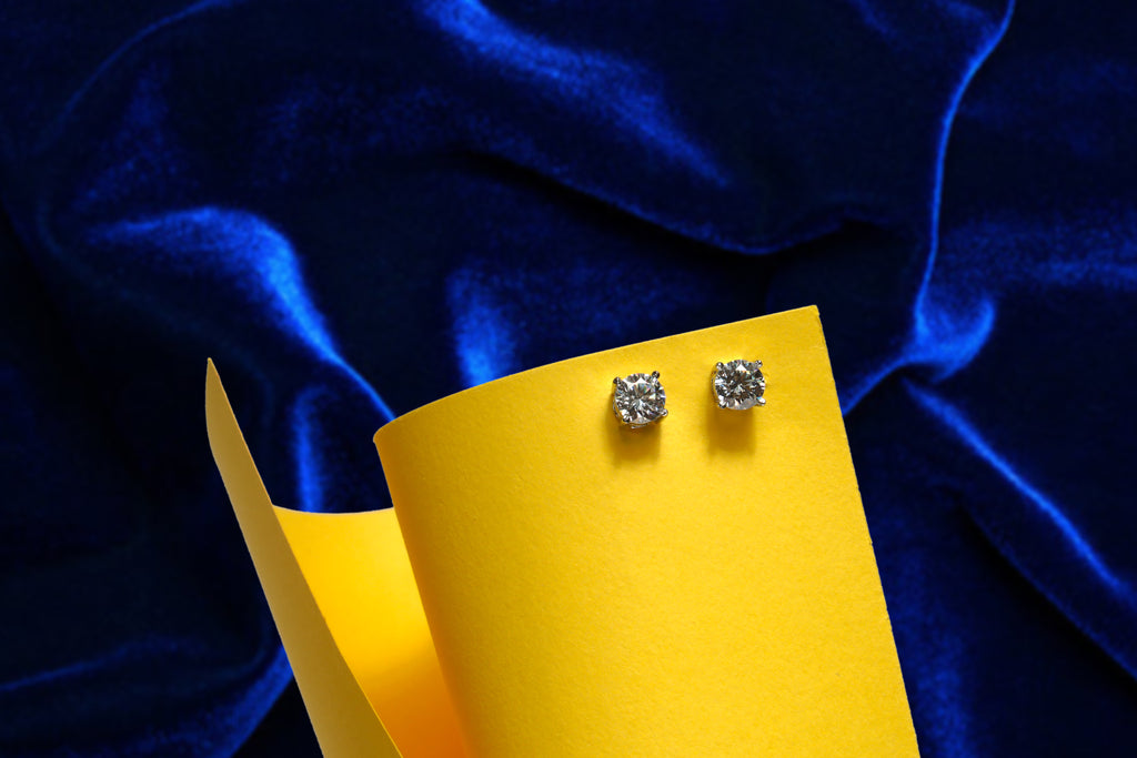 Make a Statement with OLLUU Silver Solitaire Round Diamond Studs | Sterling Silver CZ Earrings
