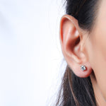 Load image into Gallery viewer, Buy Solitary Diamond Earring
